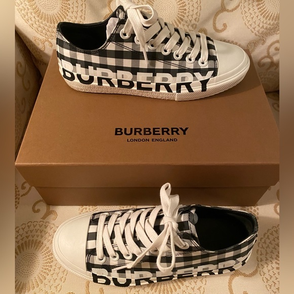 Burberry • Gingham Logo Sneakers - Picture 1 of 3